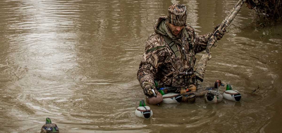 hunter wading decoys
